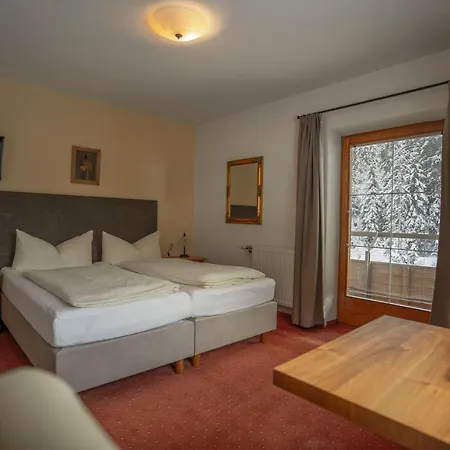 Hotel Waldesruh 3*