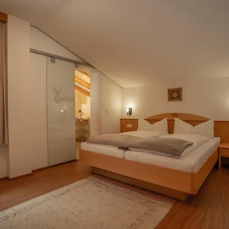 Hotel Waldesruh 3*