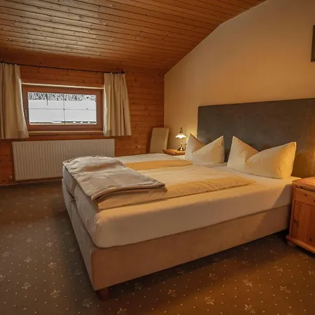 Waldesruh Otel 3*