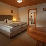 Waldesruh Szálloda 3*